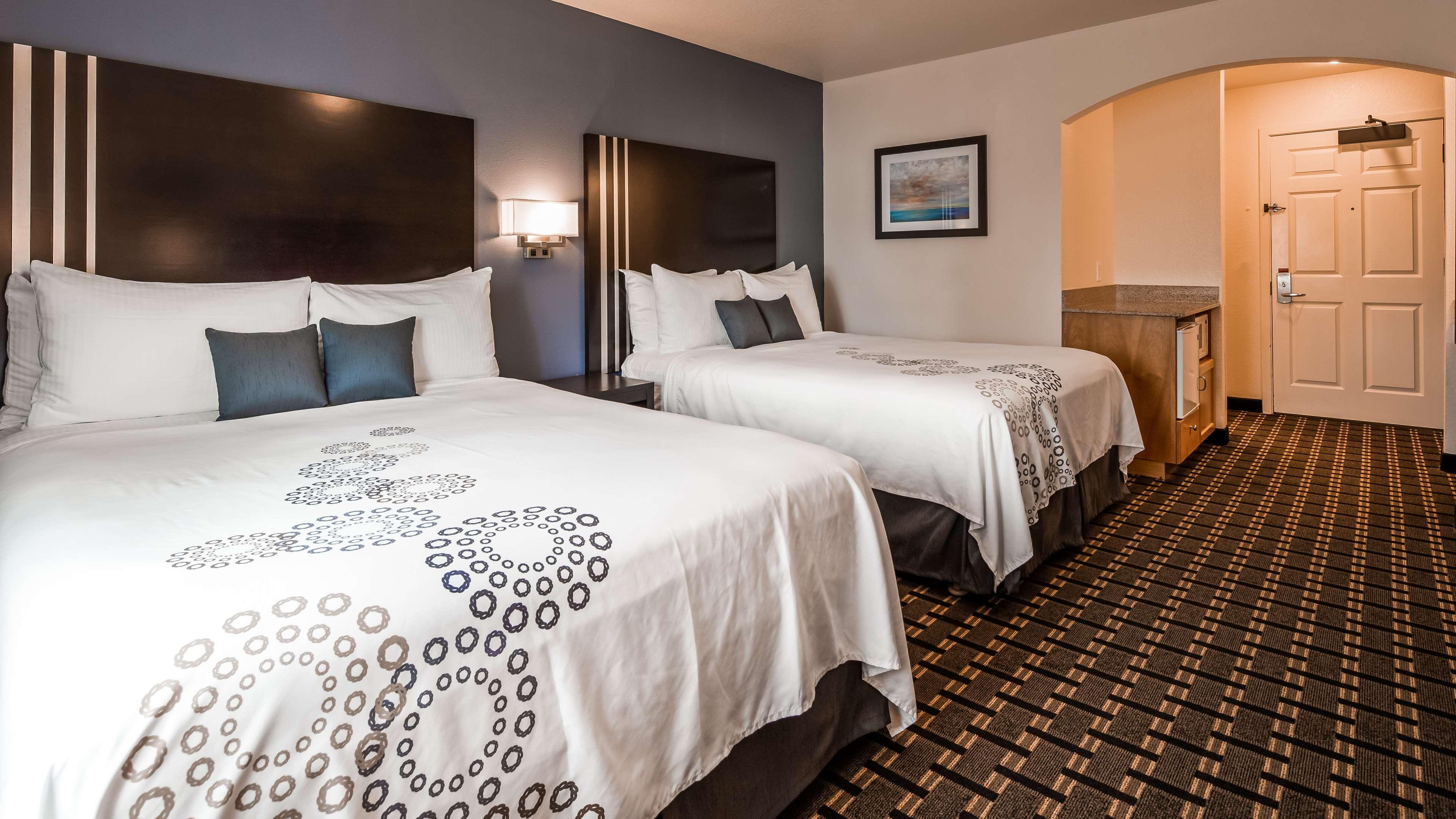 Best Western Plus Edmonds Harbor Inn Εξωτερικό φωτογραφία