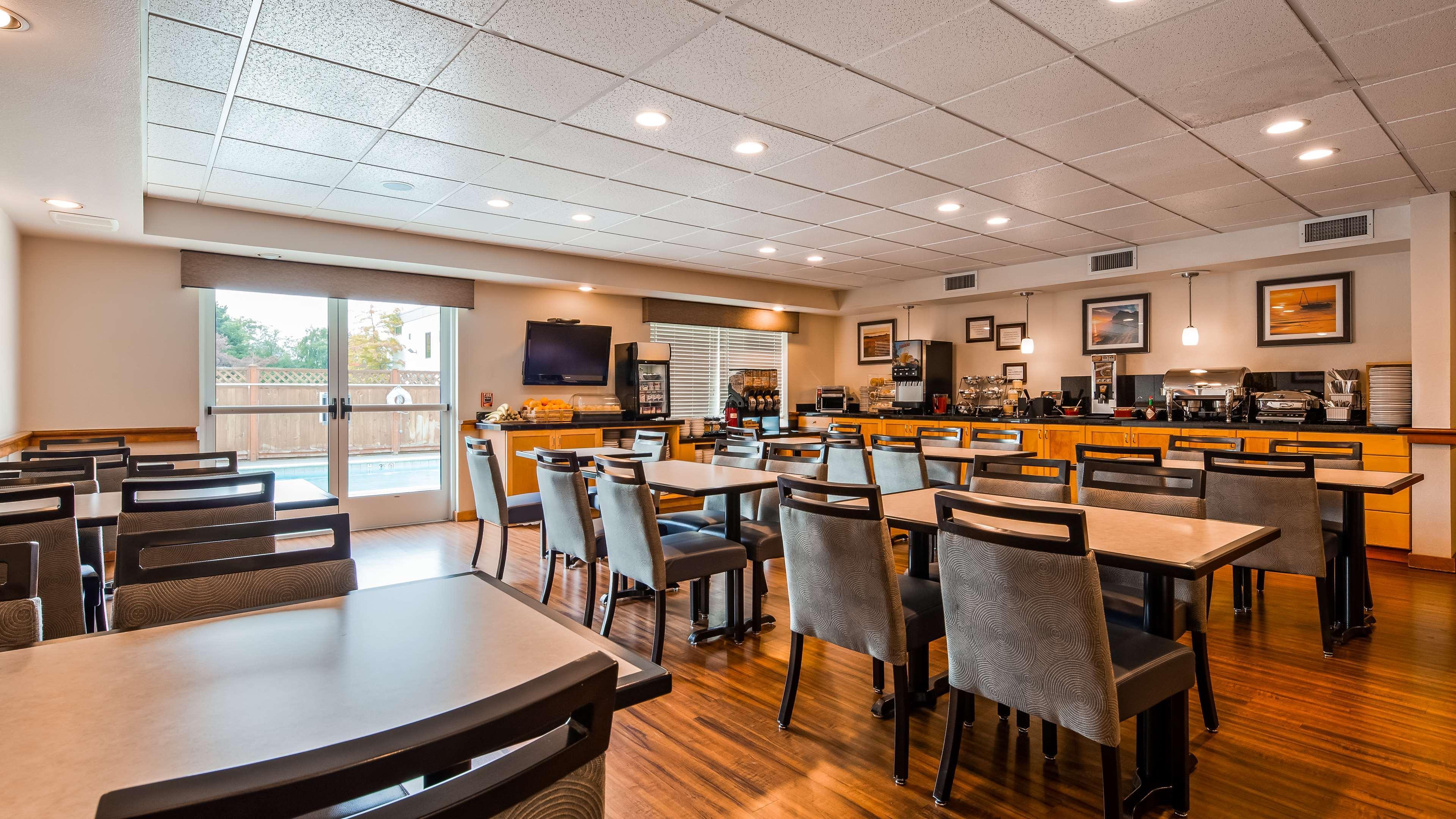 Best Western Plus Edmonds Harbor Inn Εξωτερικό φωτογραφία