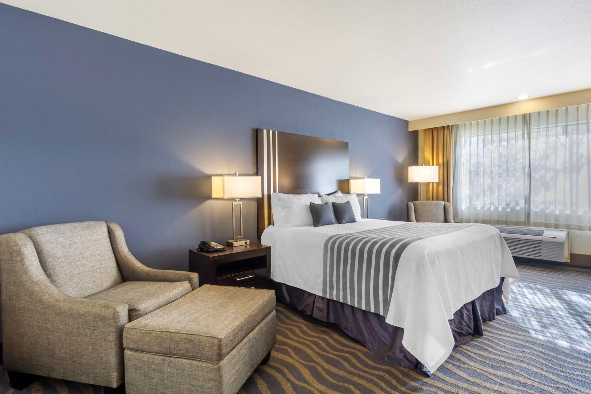 Best Western Plus Edmonds Harbor Inn Εξωτερικό φωτογραφία