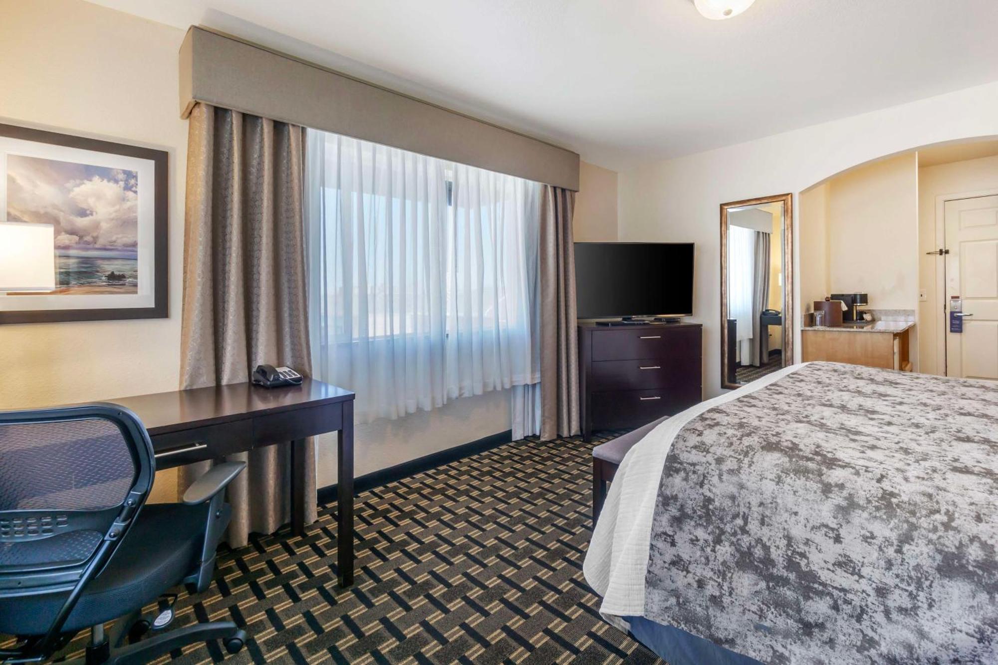Best Western Plus Edmonds Harbor Inn Εξωτερικό φωτογραφία