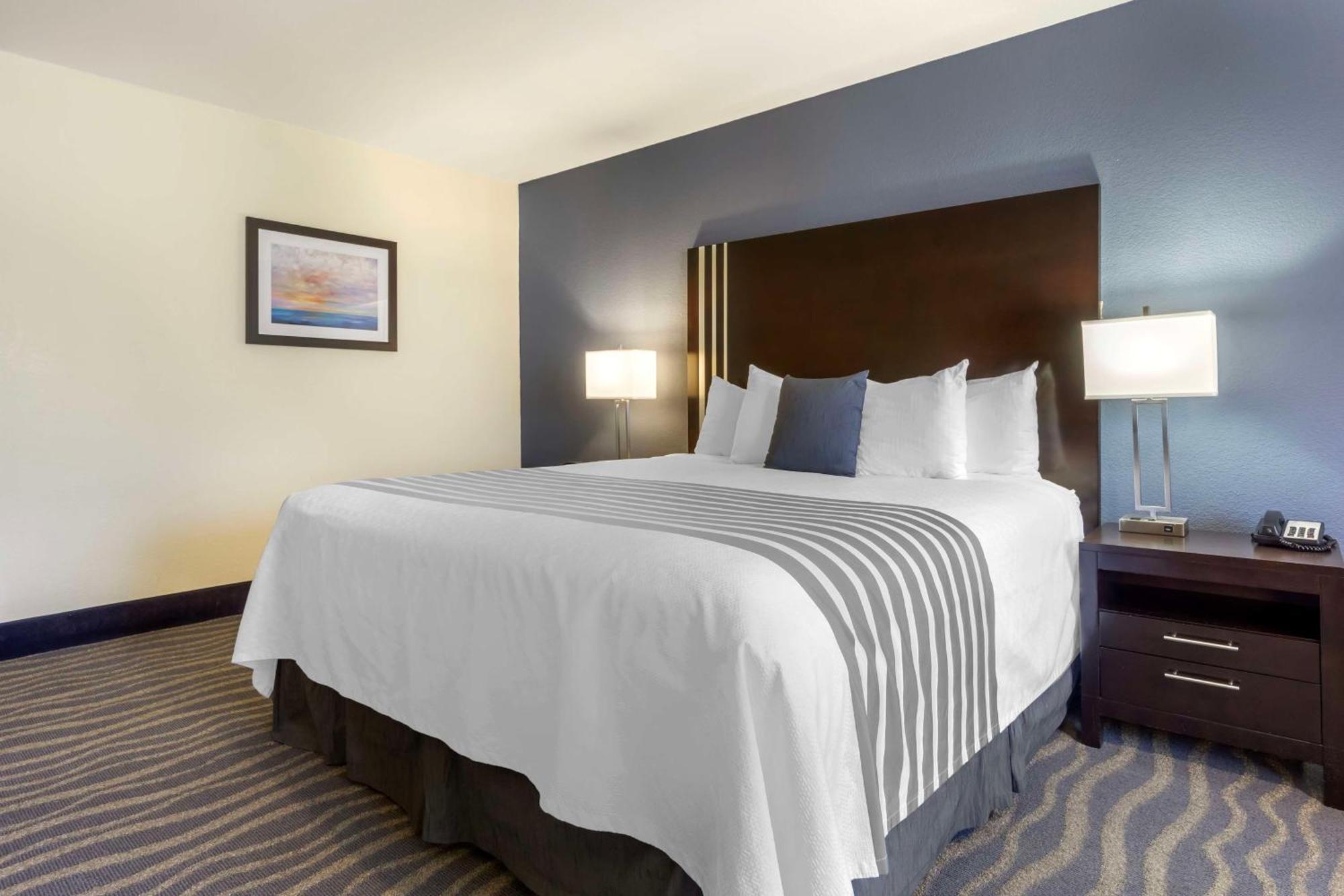 Best Western Plus Edmonds Harbor Inn Εξωτερικό φωτογραφία