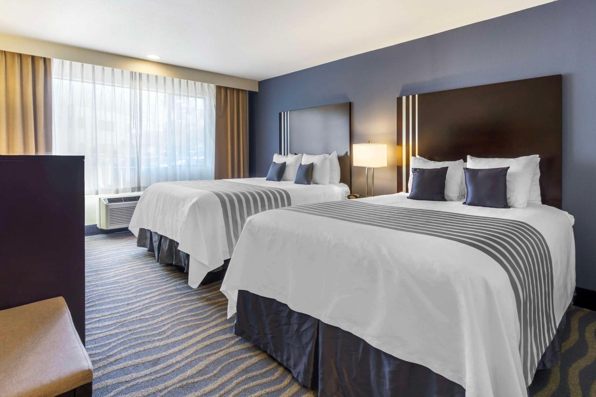 Best Western Plus Edmonds Harbor Inn Εξωτερικό φωτογραφία