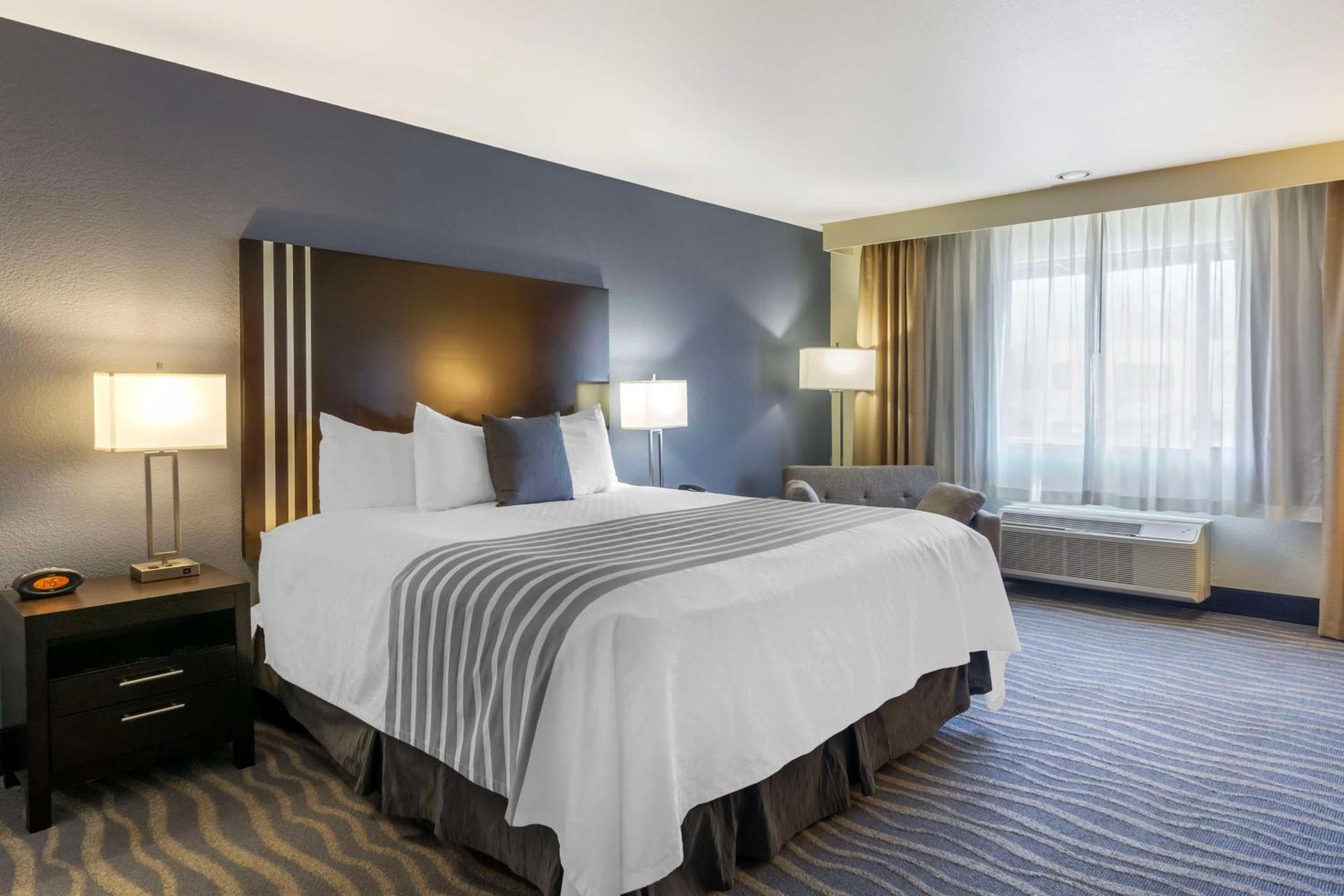 Best Western Plus Edmonds Harbor Inn Εξωτερικό φωτογραφία