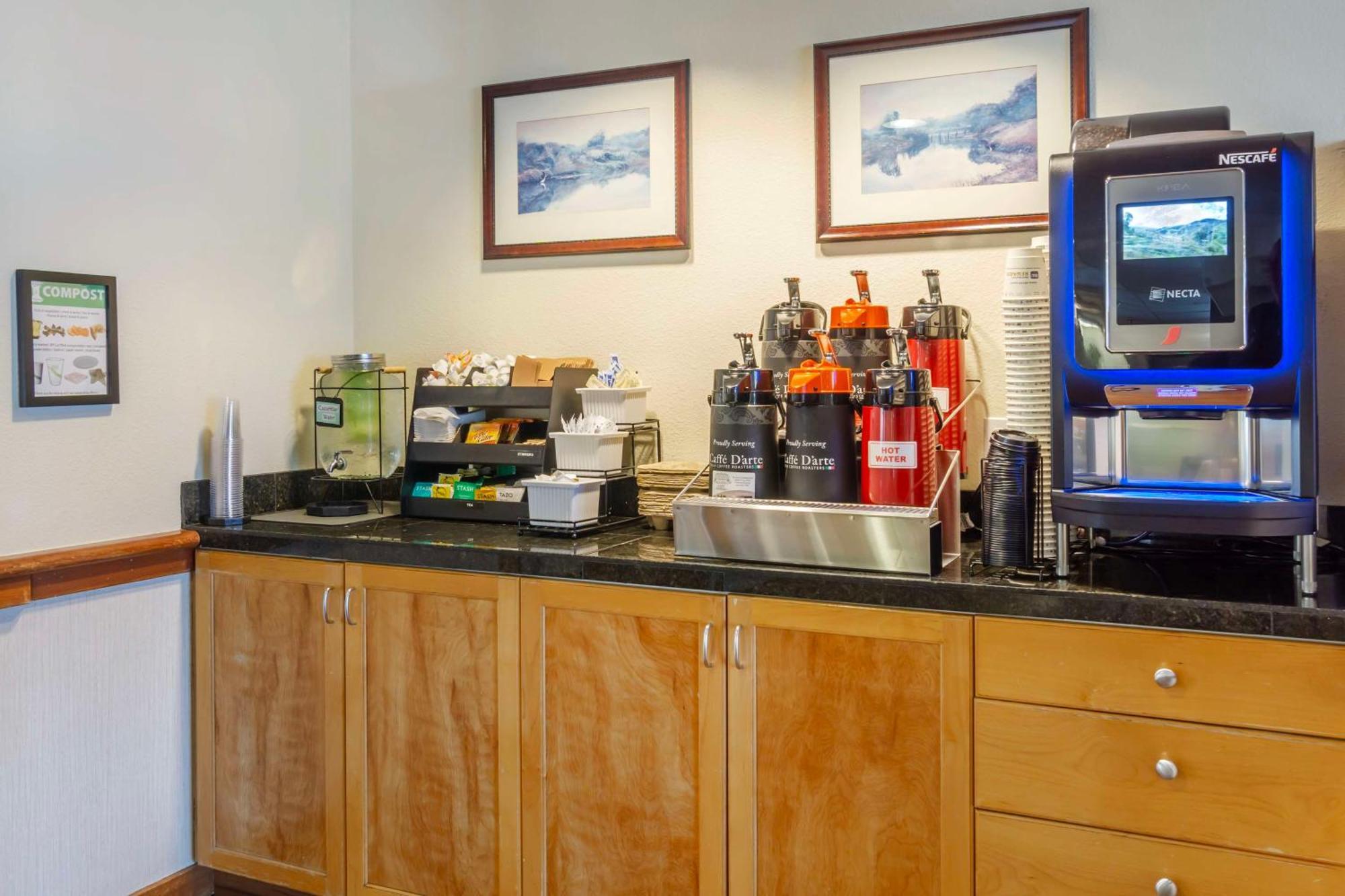 Best Western Plus Edmonds Harbor Inn Εξωτερικό φωτογραφία
